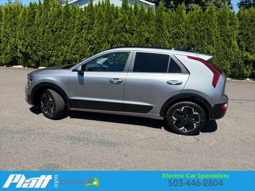 2024 Kia Niro EV Wind Wagon 4D