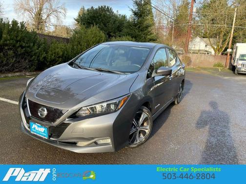 2018 Nissan Leaf SV Hatchback 4D