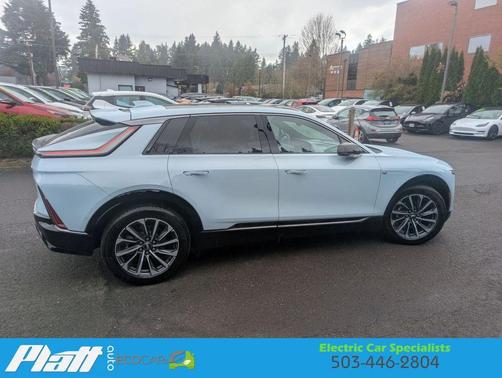 2024 Cadillac LYRIQ V