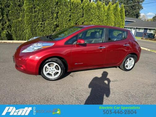 2013 Nissan Leaf SV Hatchback 4D