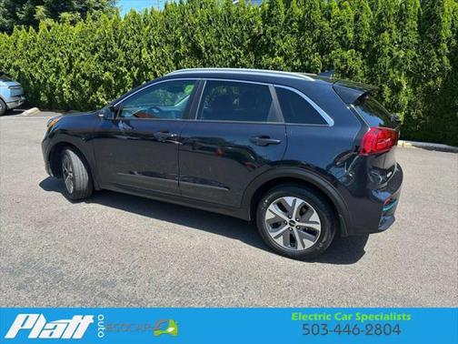 2022 Kia Niro EV EX Premium Wagon 4D