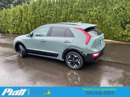 2023 Kia Niro EV Wind Wagon 4D