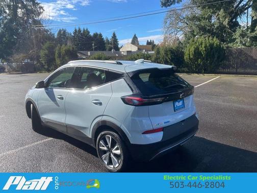2022 Chevrolet Bolt EUV LT Hatchback 4D