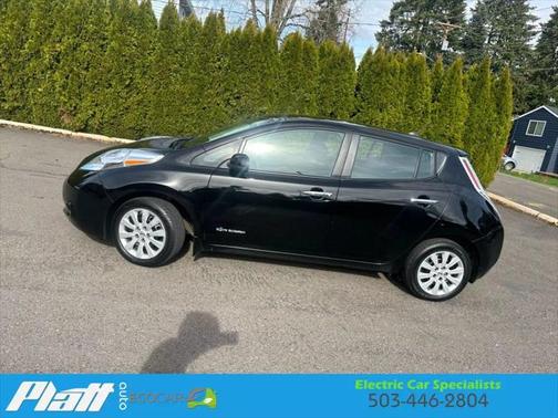 2016 Nissan Leaf S-24 Hatchback 4D