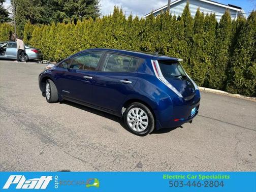 2016 Nissan Leaf S-30 Hatchback 4D