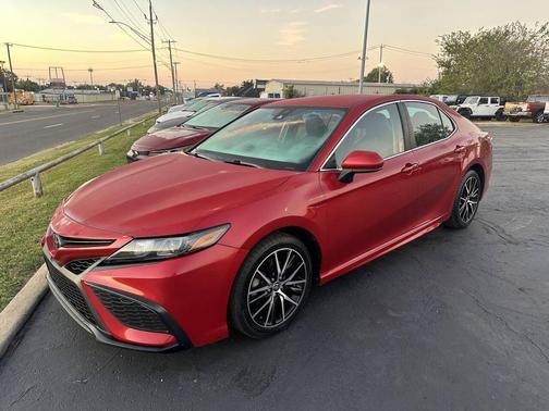 2021 Toyota Camry SE
