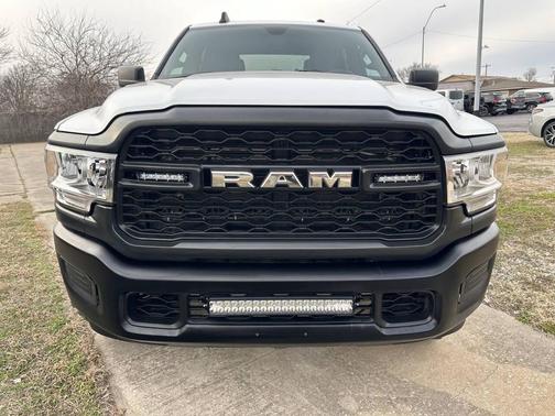 2021 RAM 2500 Tradesman 4x4 4dr Crew Cab 8 ft. LB Pickup