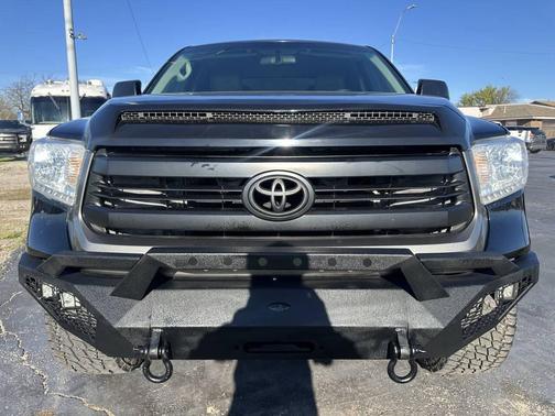 2016 Toyota Tundra SR