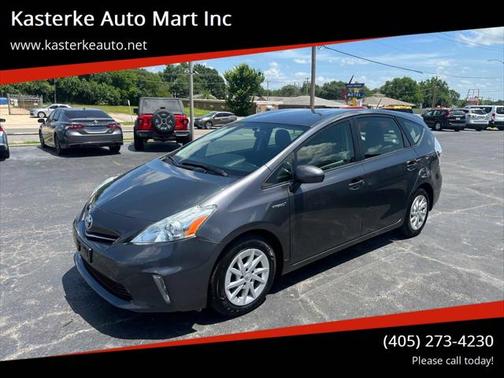 2014 Toyota Prius v Two