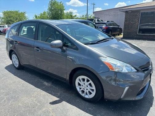 2014 Toyota Prius v Two