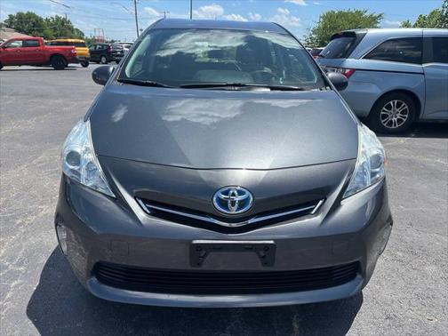 2014 Toyota Prius v Two