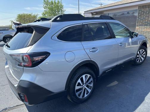 2020 Subaru Outback Premium