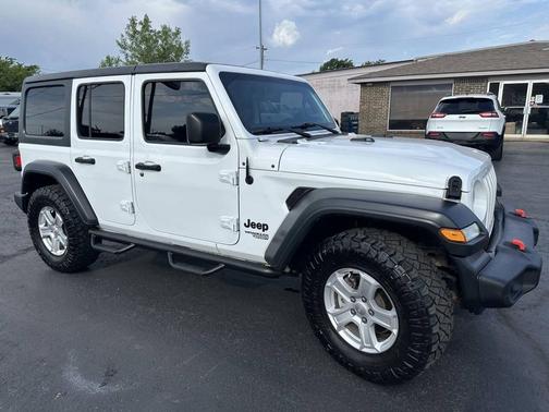 White 2018 Jeep Wrangler Unlimited Sport