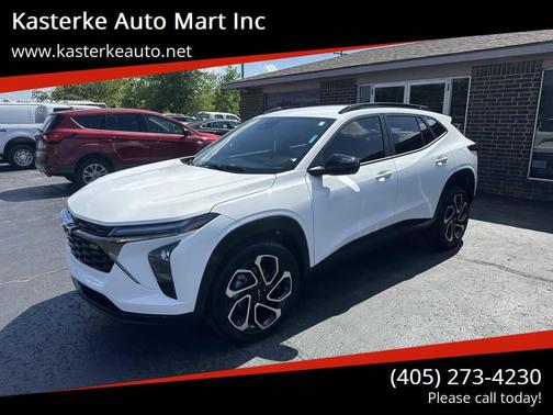 White 2026 Chevrolet Trax RS 4dr Crossover w/2RS