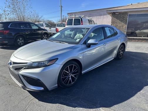 2021 Toyota Camry SE
