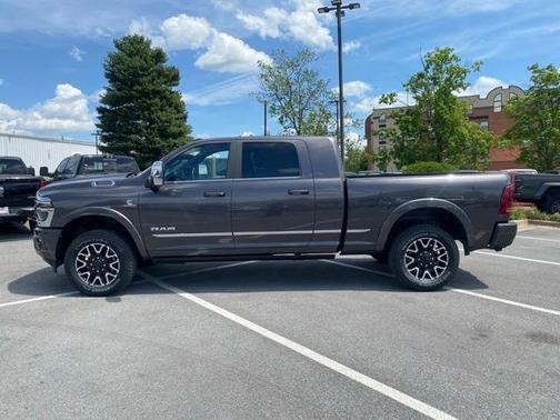 2025 RAM 3500 Limited