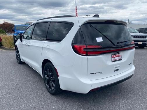 2026 Chrysler Pacifica Limited