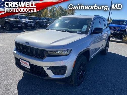 2025 Jeep Grand Cherokee Laredo
