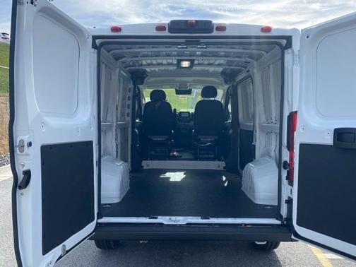 2026 RAM ProMaster 1500 Low Roof