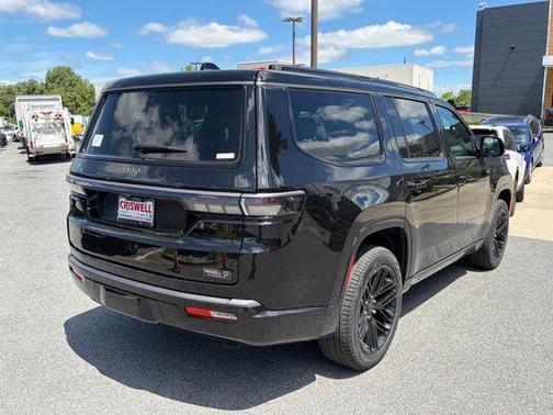 Gloss Black 2026 Jeep Grand Wagoneer Limited Reserve