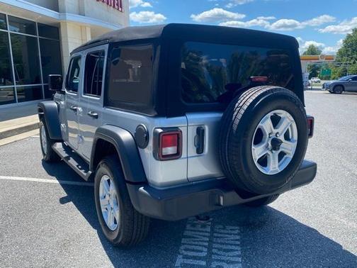 2022 Jeep Wrangler Unlimited Sport
