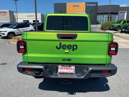 2025 Jeep Gladiator Sport