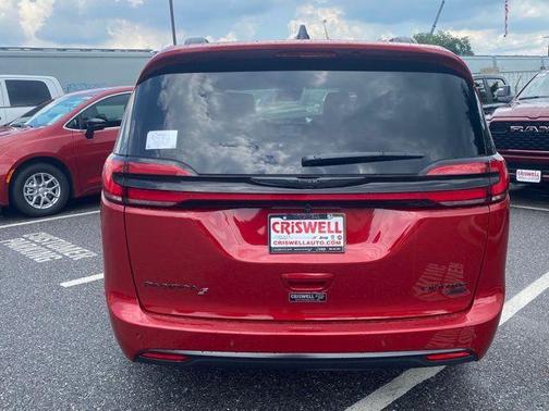 2026 Chrysler Pacifica Limited