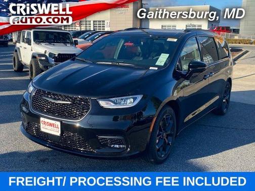 2026 Chrysler Pacifica Select