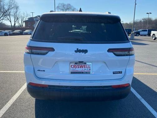 2025 Jeep Grand Cherokee L Laredo