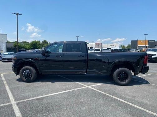 2025 RAM 3500 Limited