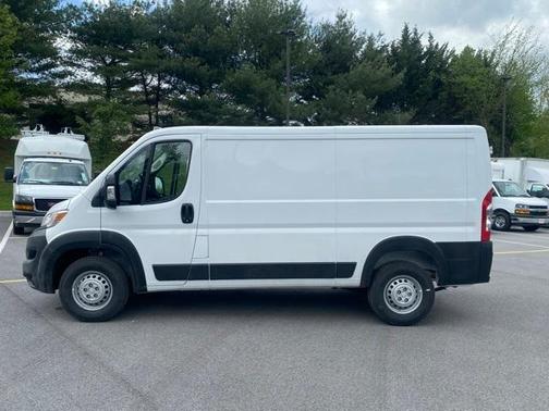 2025 RAM ProMaster 1500 Low Roof