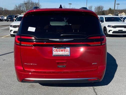 2026 Chrysler Pacifica Pinnacle