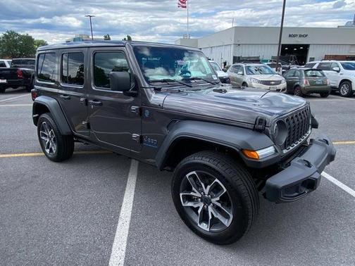 2025 Jeep Wrangler 4xe Sport