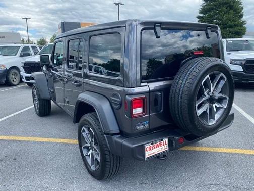 2025 Jeep Wrangler 4xe Sport
