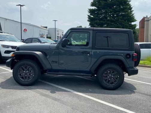2025 Jeep Wrangler Sport