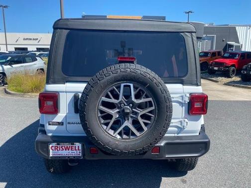 2025 Jeep Wrangler Sahara