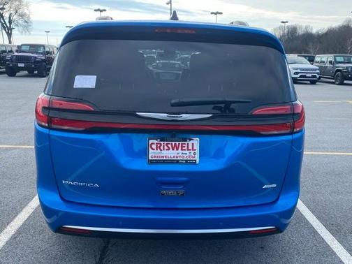 2026 Chrysler Pacifica Pinnacle