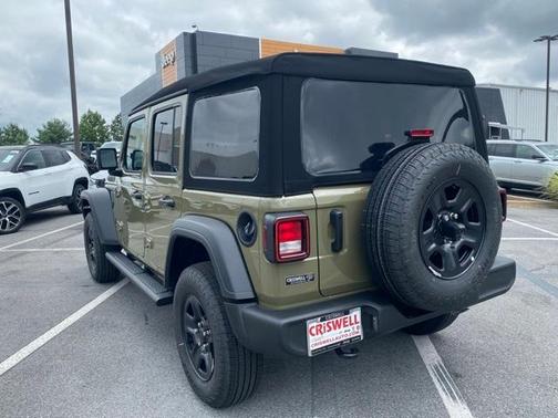 2025 Jeep Wrangler Sport