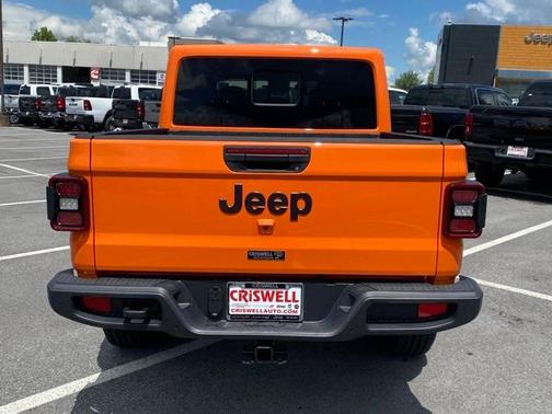 2025 Jeep Gladiator Sport