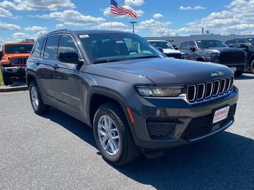 2025 Jeep Grand Cherokee Laredo X