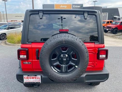 2025 Jeep Wrangler Sport