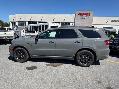Destroyer Gray Clearcoat 2026 Dodge Durango GT Plus HEMI V8
