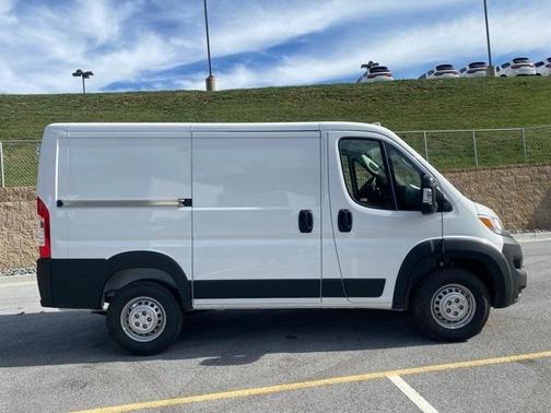 2026 RAM ProMaster 1500 Low Roof