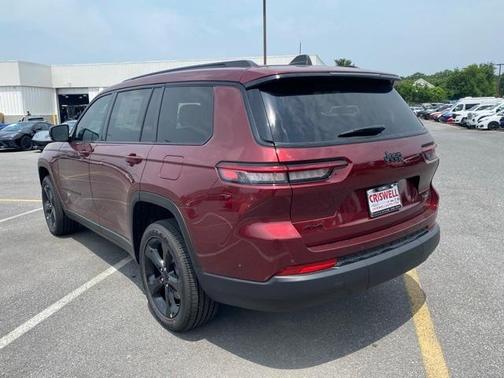 2025 Jeep Grand Cherokee L Laredo