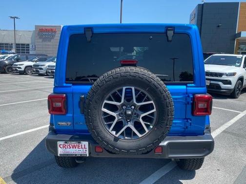 2025 Jeep Wrangler Sahara