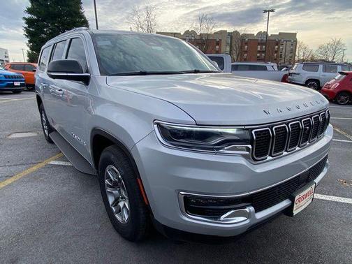 2024 Jeep Wagoneer L Base