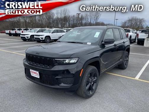 2025 Jeep Grand Cherokee Laredo