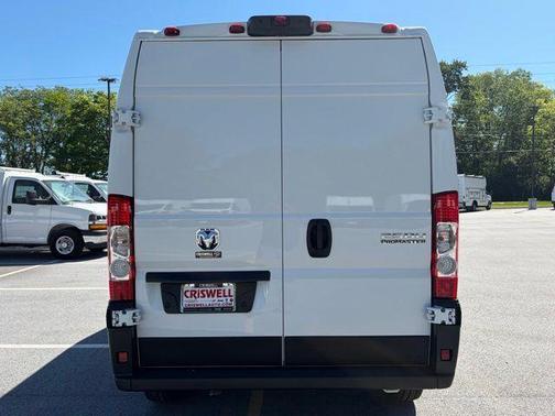 Bright White Clearcoat 2026 RAM ProMaster 2500 High Roof