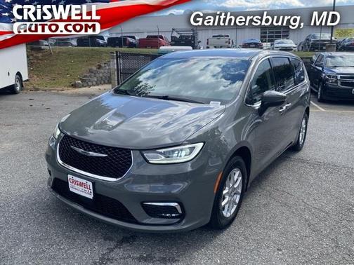 2023 Chrysler Pacifica Touring-L