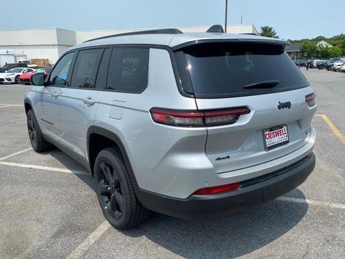 2025 Jeep Grand Cherokee L Laredo